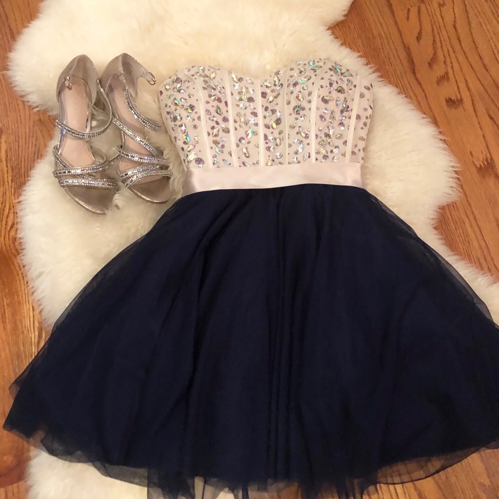 Cocktail / short homecoming / prom formal dress